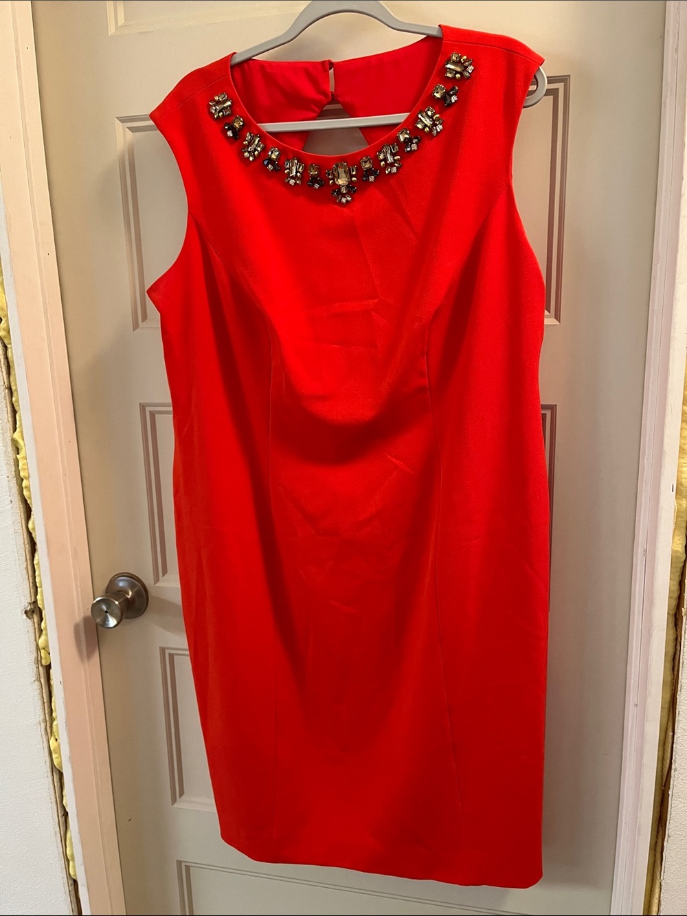 Eliza J Coralish Red Sleeveless Jewel-Neck Sheath Dress